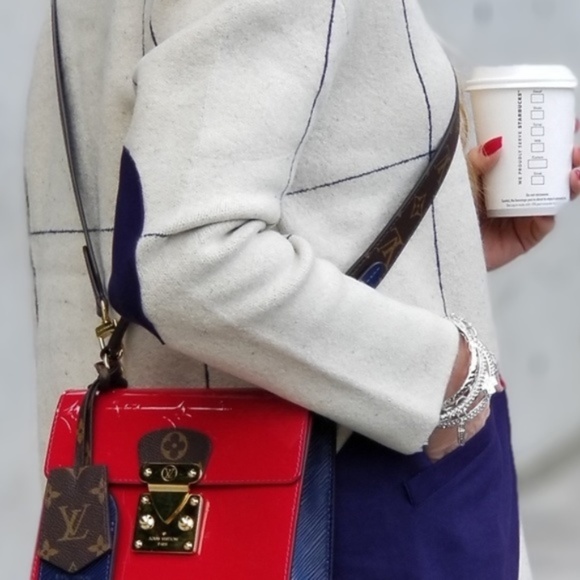 GRID Print Coat Blue Pocket Detail Warm Quality - Picture 3 of 4